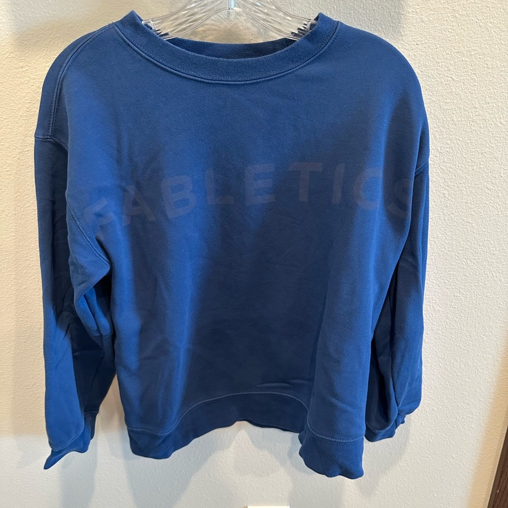 Cozy Fabletics sweatshirt